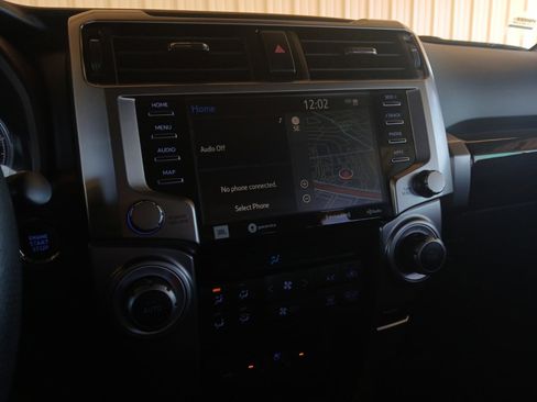 Used 2021 Toyota 4Runner Limited image 21