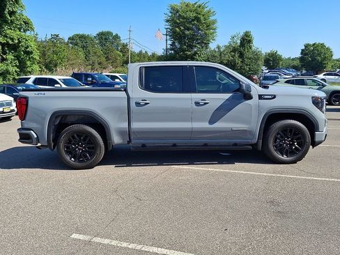 Used 2024 GMC Sierra 1500 Elevation AWD/4WD image 10