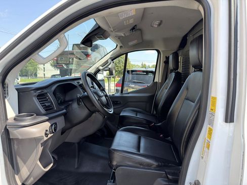 Used 2020 Ford Transit 150 Low Roof RWD image 9