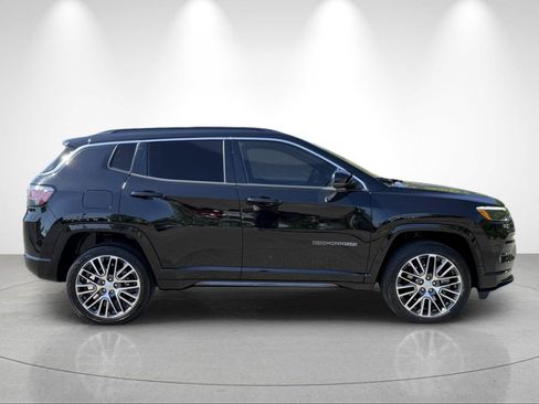 Used 2023 Jeep Compass Limited w/ Elite Group AWD/4WD image 6