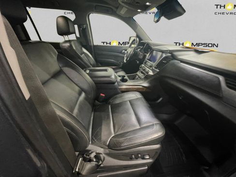 Used 2019 Chevrolet Suburban LT image 15