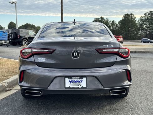 Used 2023 Acura TLX image 9