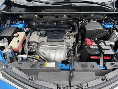 Used 2016 Toyota RAV4 LE FWD image 12
