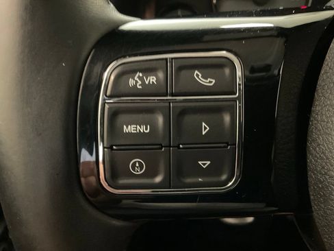 Used 2017 Jeep Wrangler Unlimited Sahara AWD/4WD image 12