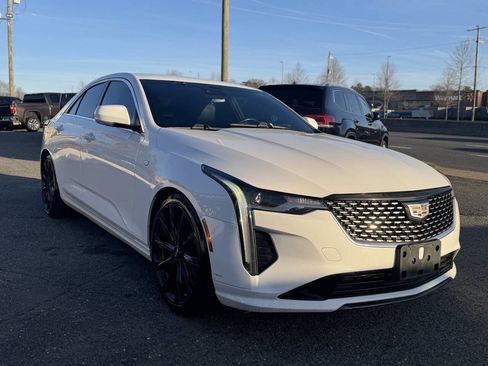 Used 2021 Cadillac CT4 Luxury w/ Sun And Sound Package image 3