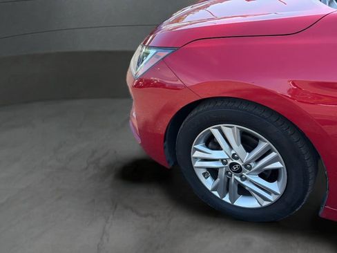 Used 2020 Hyundai Elantra Value Edition FWD image 29
