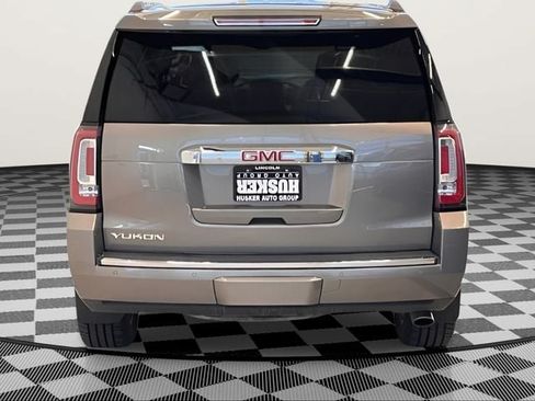 Used 2019 GMC Yukon Denali AWD/4WD image 5