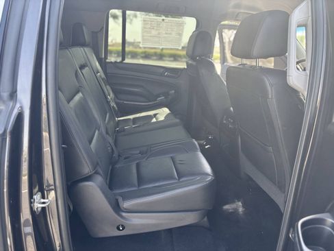 Used 2018 Chevrolet Suburban LT AWD/4WD image 25