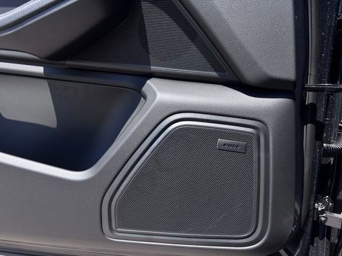 New 2026 Porsche Macan image 24