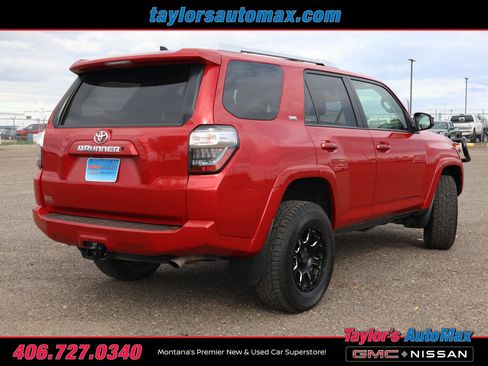 Used 2018 Toyota 4Runner SR5 image 5