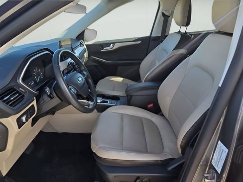 Used 2022 Ford Escape SEL image 12