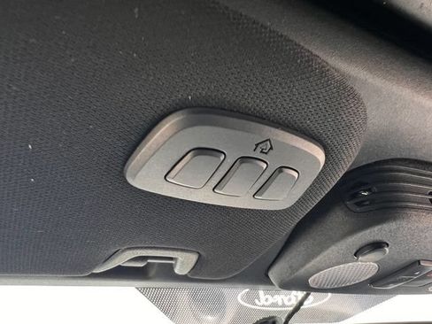 Used 2020 Ford Mustang Premium RWD image 23