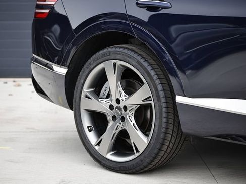 Used 2023 Genesis GV80 2.5T w/ Prestige Package image 6