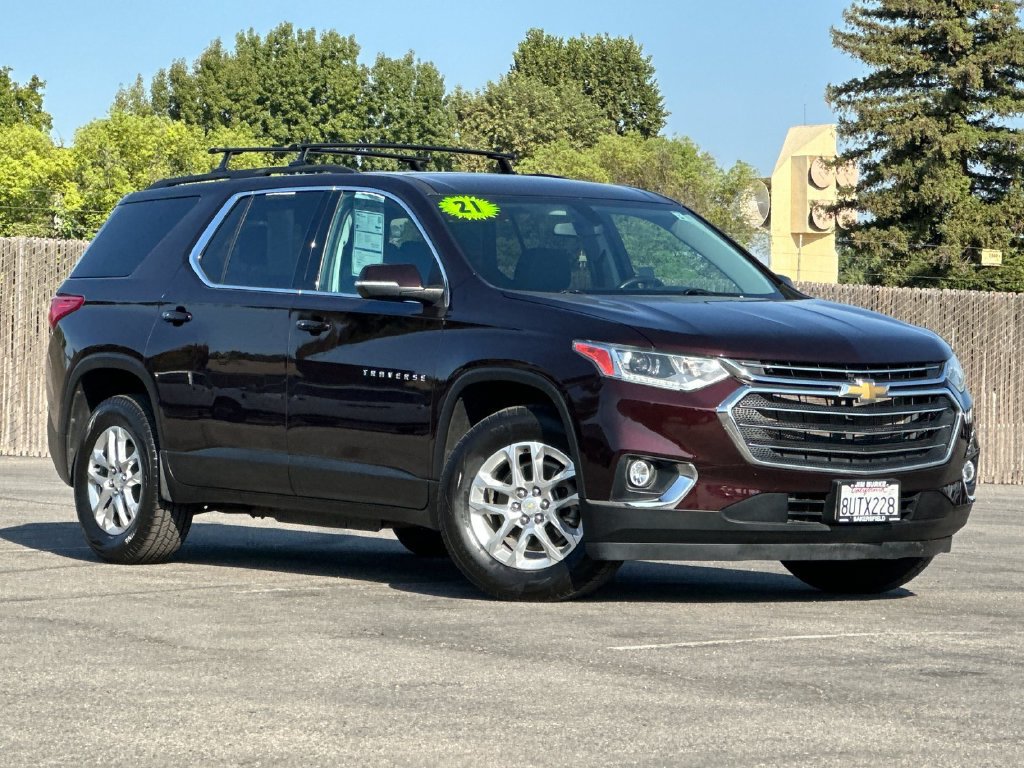 Used 2021 Chevrolet Traverse LT FWD image 1