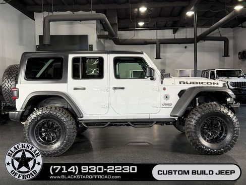 Used 2025 Jeep Wrangler Unlimited Rubicon AWD/4WD image 1