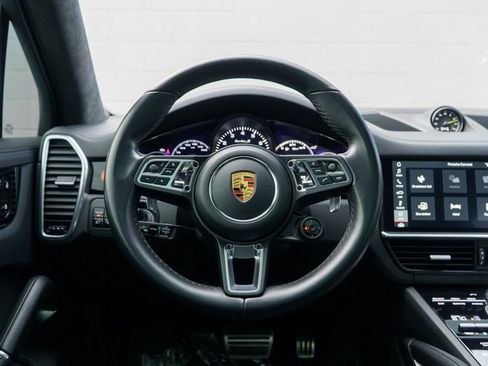 Certified 2020 Porsche Cayenne Turbo S image 23