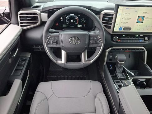 New 2026 Toyota Tundra Limited AWD/4WD image 9