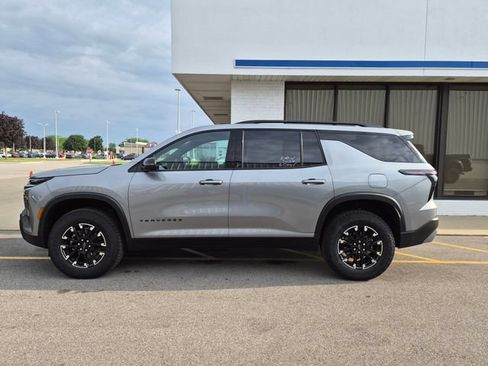 Used 2026 Chevrolet Traverse Z71 w/ Driver Confidence Package AWD/4WD image 8