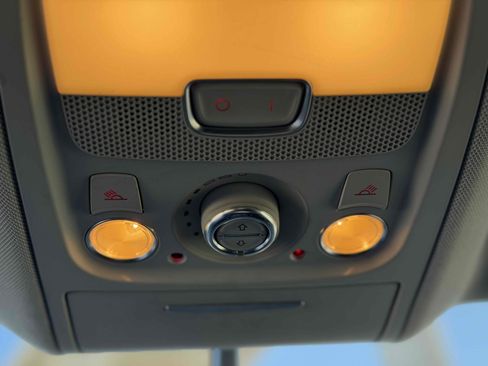 Used 2017 Audi Q5 2.0T Premium Plus w/ Technology Package image 30