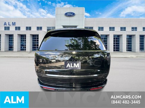Used 2024 Land Rover Range Rover Long Wheelbase Autobiography AWD/4WD image 6