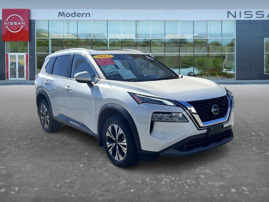 Certified 2023 Nissan Rogue SV w/ SV Premium B Package AWD/4WD image 3