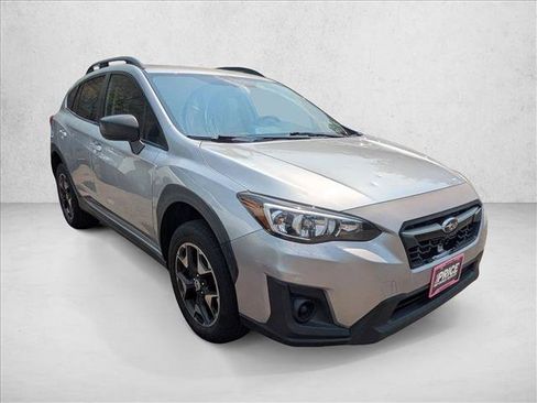 Used 2018 Subaru Crosstrek 2.0i AWD/4WD image 3