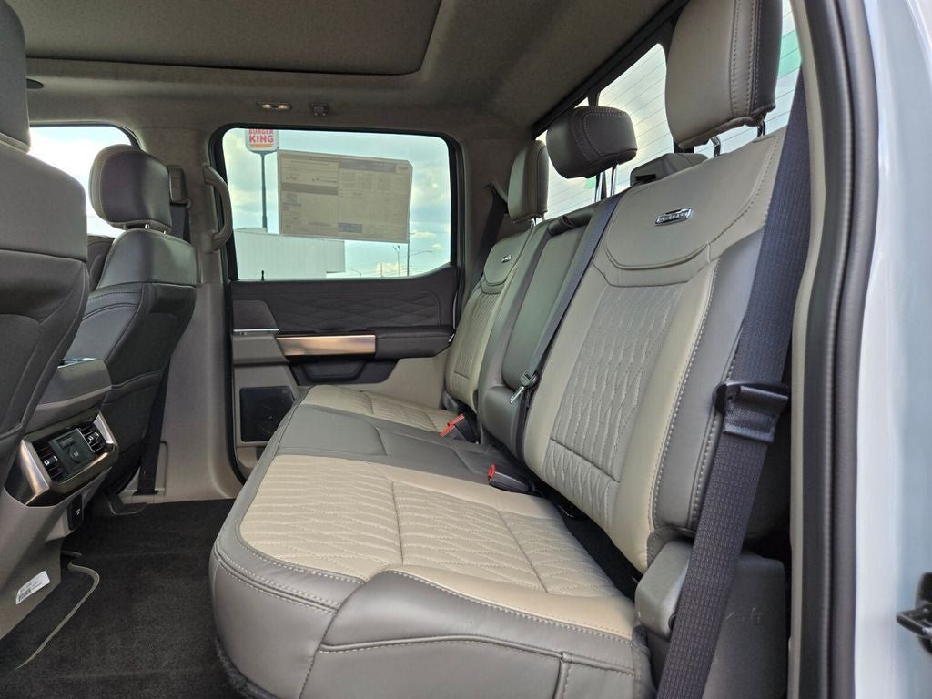 New 2026 Ford F250 Platinum w/ Platinum Plus Package AWD/4WD image 11