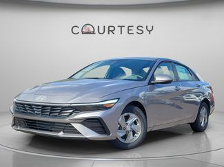 New 2026 Hyundai Elantra SE 360° Tour