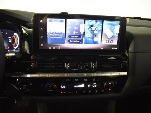 New 2026 Nissan Pathfinder SL AWD/4WD image 17