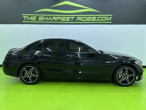 Used 2016 Mercedes-Benz C 300 4MATIC Sedan w/ Multimedia Package image 11