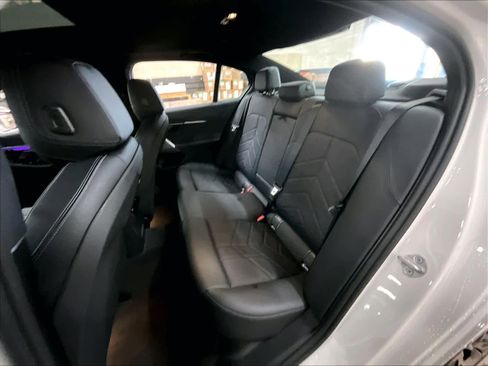 Certified 2026 BMW i5 eDrive40 image 28