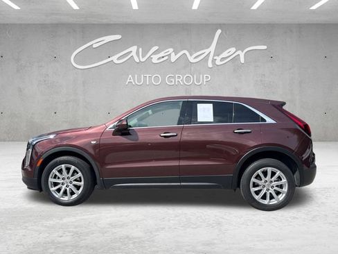 Used 2023 Cadillac XT4 Luxury w/ Cold Weather Package FWD image 16