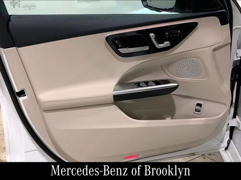 Certified 2025 Mercedes-Benz C 300 4MATIC Sedan image 20