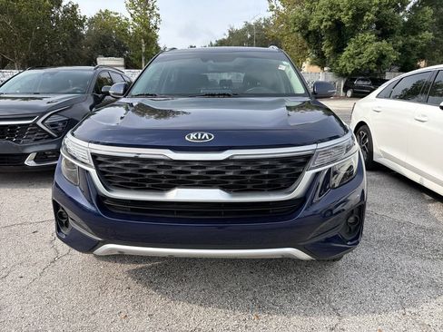 Used 2021 Kia Seltos EX AWD/4WD image 7