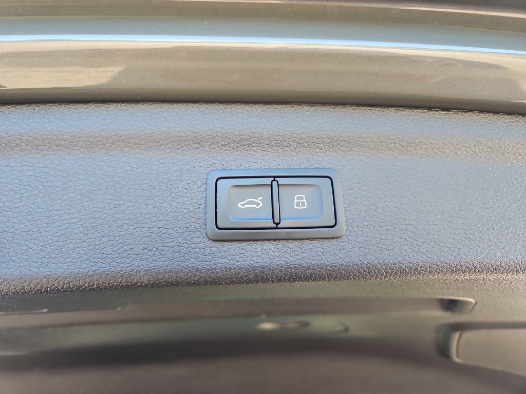 Certified 2024 Audi Q3 2.0T Premium Plus AWD/4WD image 25