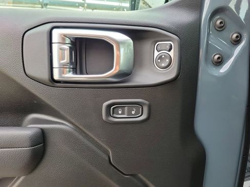 New 2026 Jeep Wrangler Willys AWD/4WD image 17