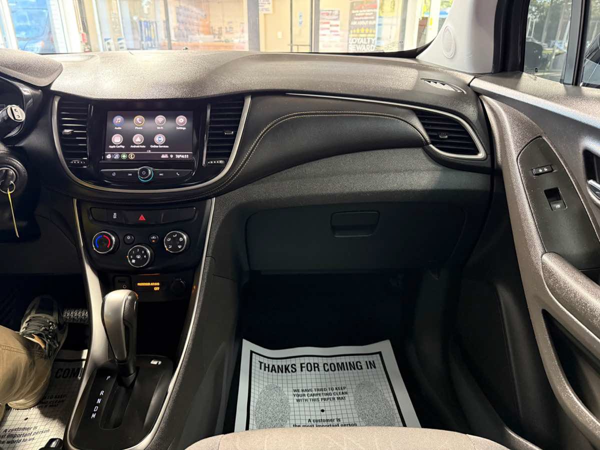 Used 2020 Chevrolet Trax LT AWD/4WD image 20