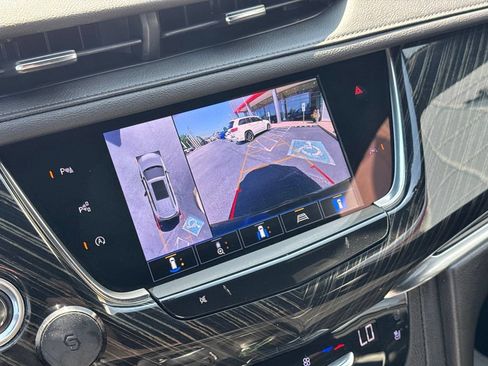 Used 2022 Cadillac XT6 Premium Luxury w/ Technology Package AWD/4WD image 44