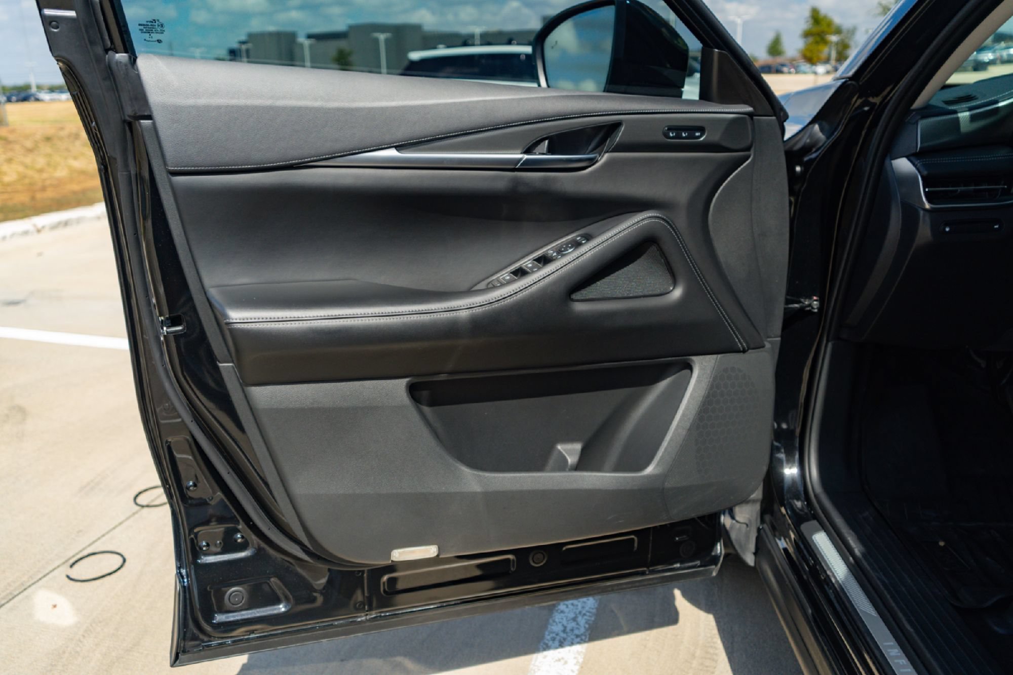 Certified 2023 INFINITI QX60 Luxe w/ Cargo Package FWD image 21