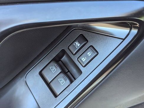 Used 2015 Nissan GT-R Black Edition image 23