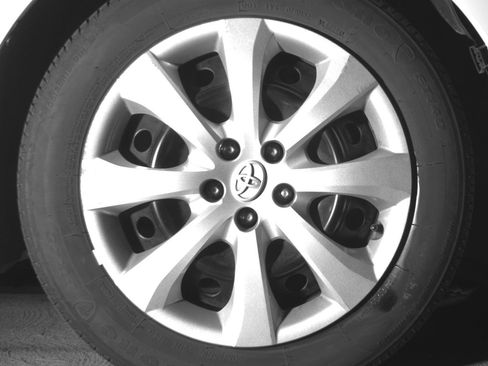 Used 2025 Toyota Corolla LE FWD image 13