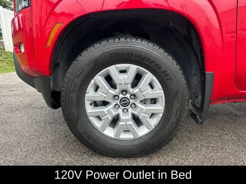 Used 2022 Nissan Frontier SV AWD/4WD image 13
