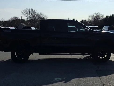 Certified 2025 Chevrolet Silverado 1500 Custom Trail Boss image 5