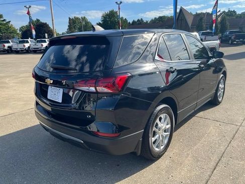 Used 2023 Chevrolet Equinox LT FWD image 3