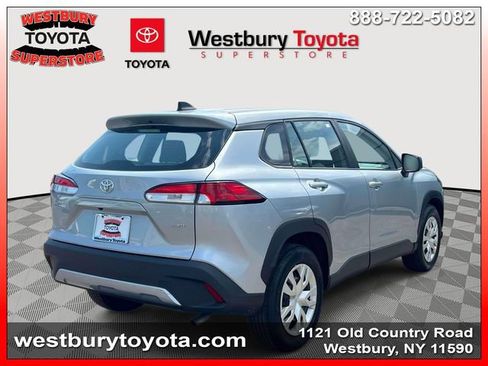 Certified 2024 Toyota Corolla Cross L AWD/4WD image 7