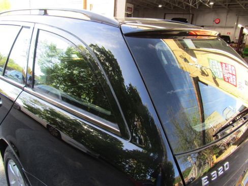 Used 2004 Mercedes-Benz E 320 4MATIC Wagon image 5