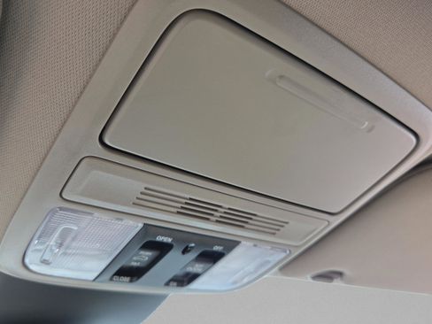 Used 2023 Honda Odyssey EX-L image 30