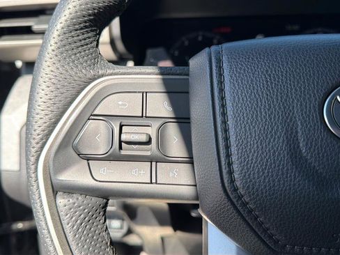 Used 2025 Toyota Tacoma Trailhunter w/ Tow Tech Package image 21