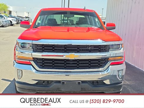 Used 2018 Chevrolet Silverado 1500 LT w/ All Star Edition AWD/4WD image 2