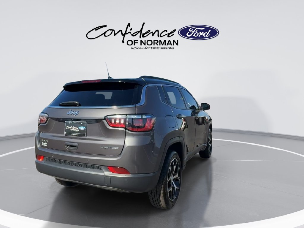 Used 2024 Jeep Compass Limited AWD/4WD image 10